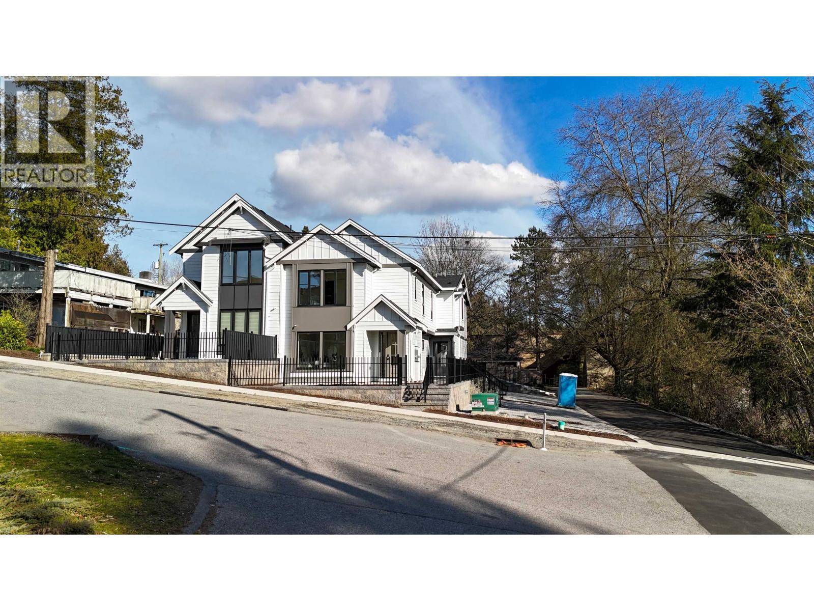 104 359 LAVAL STREET